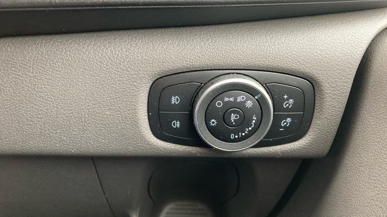 Ford Transit Custom 340 L1 Diesel Fwd 2.0 EcoBlue 170ps Low Roof Limited Van Auto